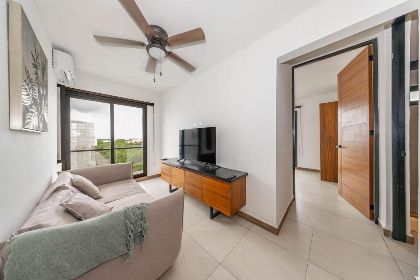 2 Bedroom Oasis With Incredible Rooftop Pool Сasa de vacaciones *